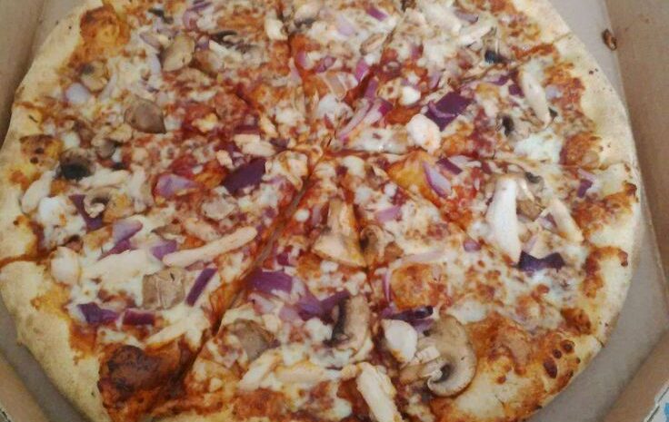 Chicken, Mushroom & Onion Pizza